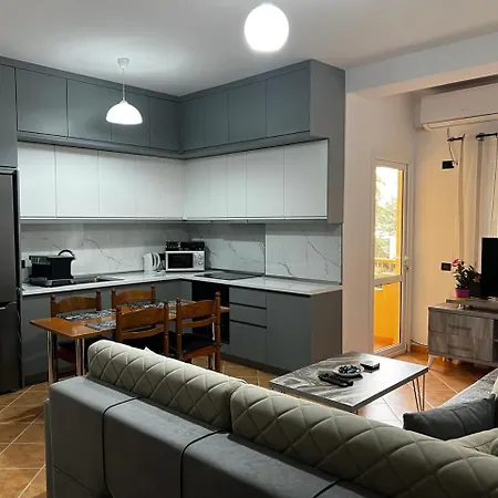 Albert Apartment
