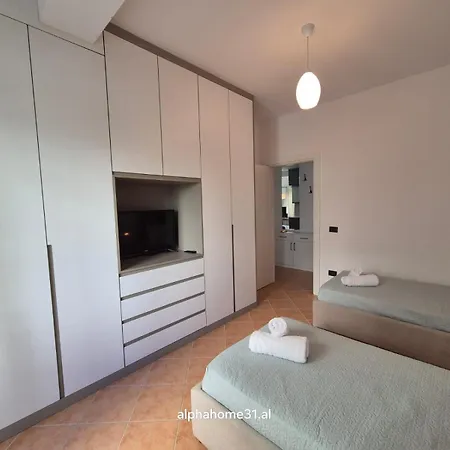 Albert Apartment *